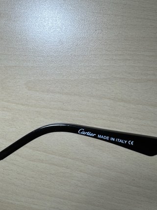 Occhiali da sole Cartier neri e viola