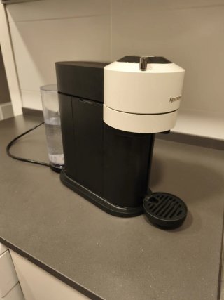Cafetera Nespresso Vertuo Next Blanca