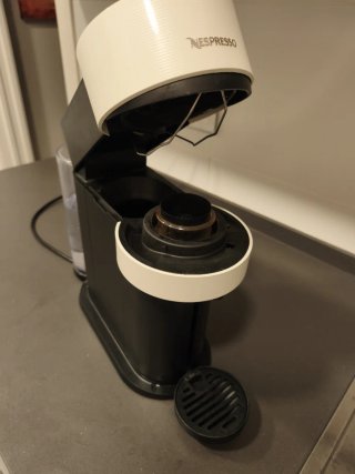 Cafetera Nespresso Vertuo Next Blanca
