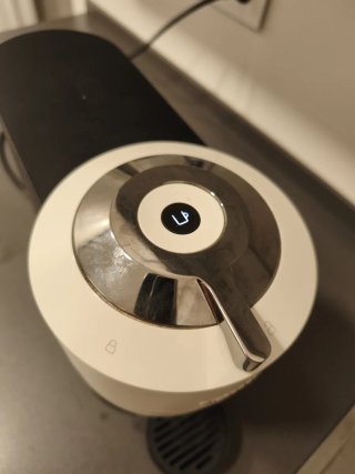 Cafetera Nespresso Vertuo Next Blanca