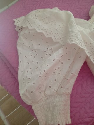 Blusa bordada blanca