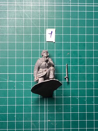 Figura de plomo caballero arrodillado