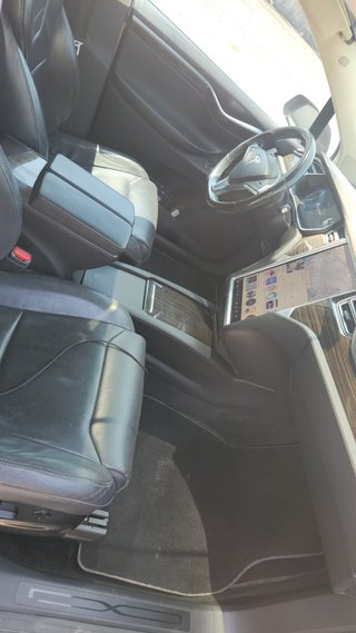 Tesla Model X 90D 2016