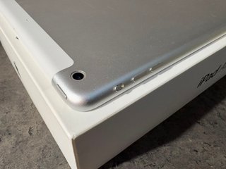 iPad Air 1ª Gen Plata WiFi + Celular