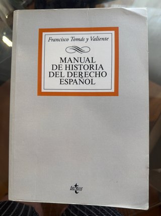 Manual de Historia del Derecho español (Spanish...
