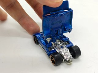 Hot Wheels Ferrari 512M Blu 1/64 apribile