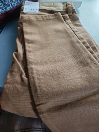 Pantalones Jeggings EDC Talla L28 W28 Marrón