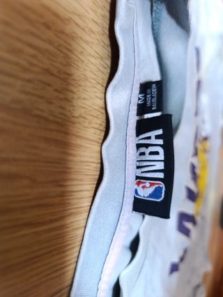 Camiseta Los Lakers James 6 Primark