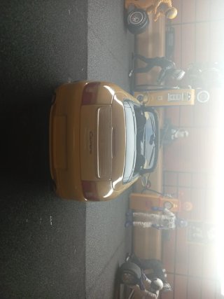 Porsche 996 Cabrio UT Models 1/18