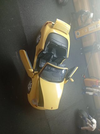 Porsche 996 Cabrio UT Models 1/18