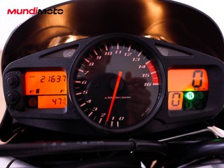 SUZUKI GSR 600