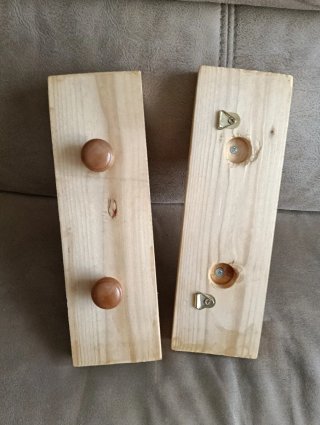 2 Perchas de madera