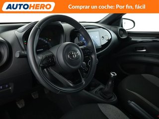 Toyota Aygo X Cross 1.0 Play