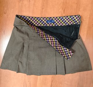 Falda Fred Perry Talla 40 Gris