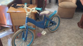Bicicleta infantil azul para 5 años