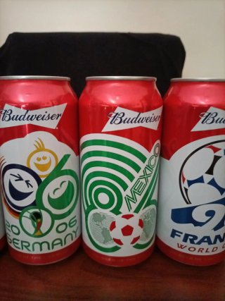 Lote 4 Latas Budweiser Mundiales.
