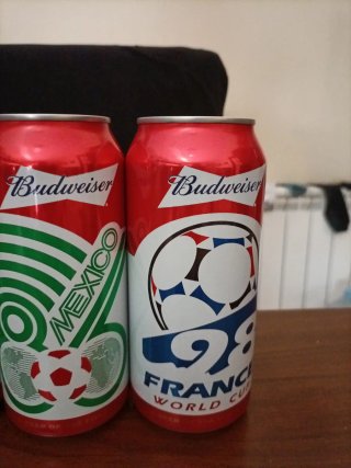 Lote 4 Latas Budweiser Mundiales.