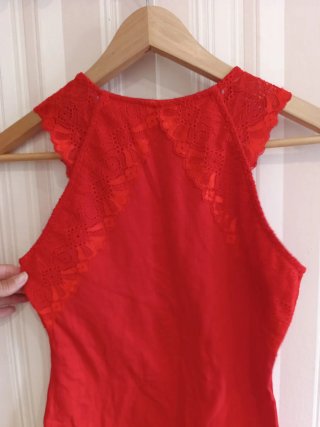 Top H&M Rojo Encaje Talla S