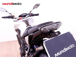 YAMAHA MT 09