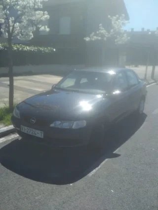 Opel Vectra 1997 - foto 1