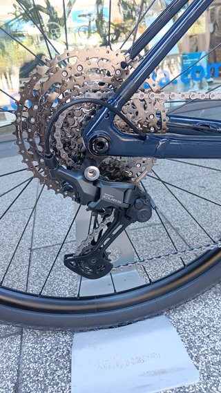 SPECIALIZED DIVERGE E5 GRAVEL