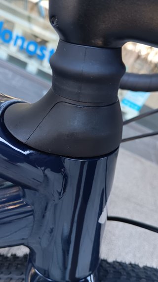 SPECIALIZED DIVERGE E5 GRAVEL