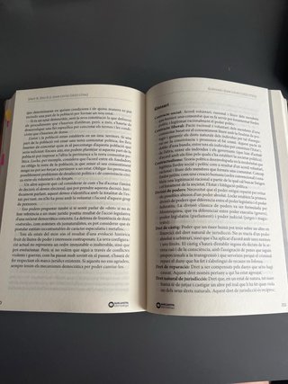 Noesi. Textos de filosofia per a les PAU 2024