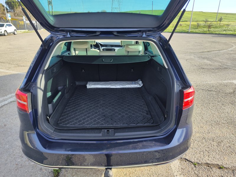 Volkswagen Passat 2017, foto 10