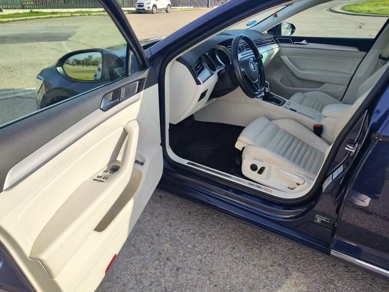 Volkswagen Passat 2017, foto 13