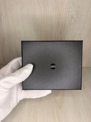 Portafoglio Audi Fibra di Carbonio Rosso