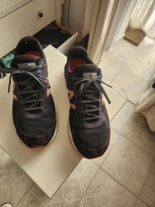 Zapatillas New Balance Moradas Naranja