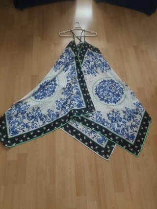 Vestito midi Sfera con stampa foulard