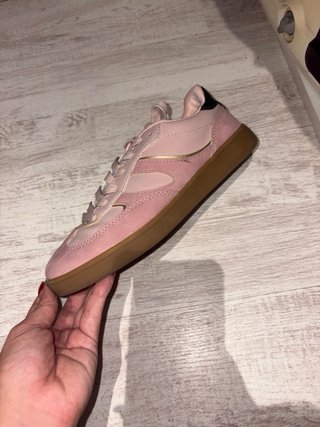 Zapatilla deportiva mujer rosa