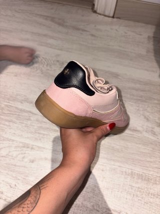 Zapatilla deportiva mujer rosa