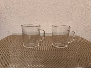 Juego 2 tazas cristal con asa