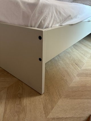 estructura de cama +Somier IKEA color crema 140cm