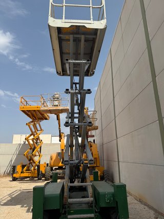 Plataforma Elevadora Haulotte Compact 12 DX Diesel