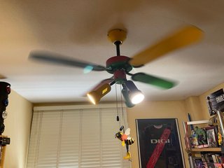 Ventilador de techo con luces de colores