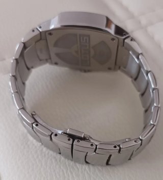 Reloj Lotus Unisex Negro y Plateado
