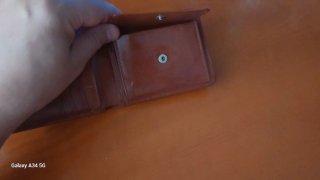 Billetera de cuero marrón