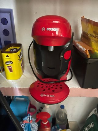Cafetera Bosch Roja