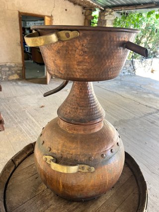Alquitara de cobre artesanal