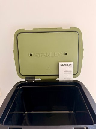 Nevera Stanley Outdoor Cooler Verde 16 QT