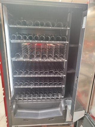 Máquina Expendedora Vending Roja