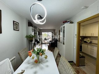 Piso en venta en Ca n'Aurell en Terrassa