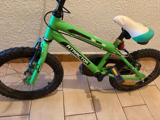 Bicicleta infantil verde