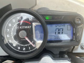 Keeway RK V 125 Naked Blanca/Gris