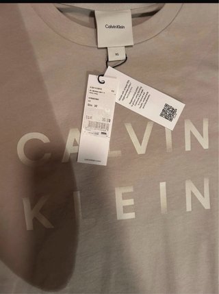 Camiseta Calvin Klein Beige Talla M