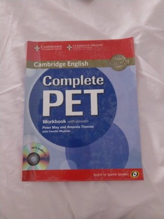 Complete PET for Spanish Speakers Student's Boo...
