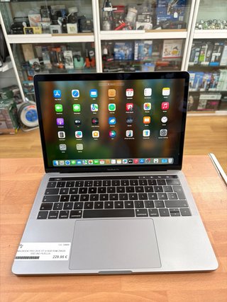 MacBook Pro 13” 2018 i5 8GB RAM 256GB SSD